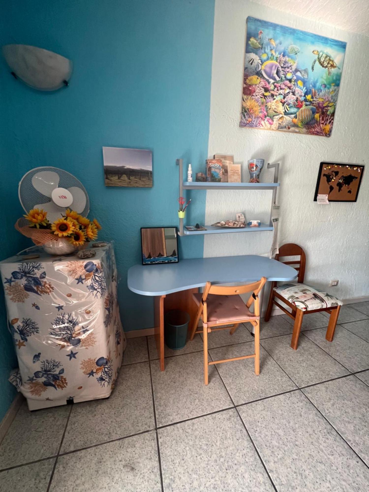 Sea View 2 Bedroom Vacation Apartment Giardini Naxos Exteriör bild