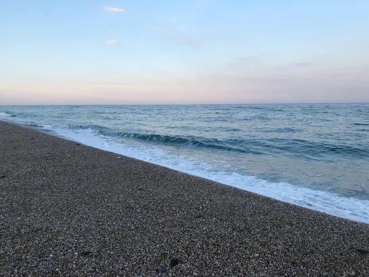 Sea View 2 Bedroom Vacation Apartment Giardini Naxos Exteriör bild